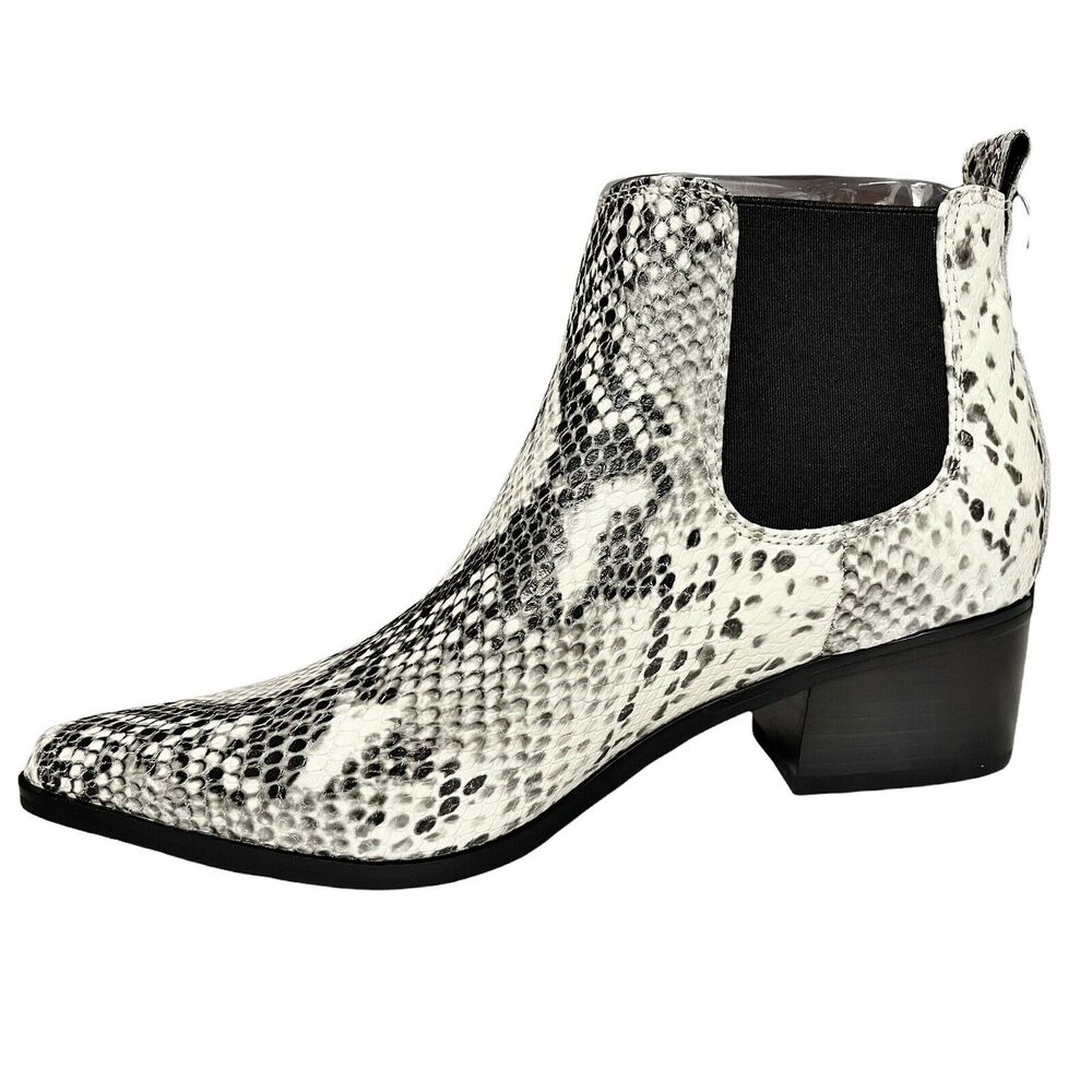 BLONDO Emelia Ankle Black White Snakeskin Waterproof Chelsea Ankle Boots 8M NIB